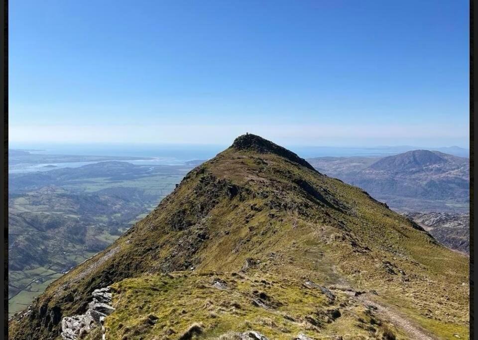 Zipworld Waterfalls Eryri Dogs Welcome 3 Bed Sleeps 5 Blaenau Ffestiniog Exterior foto